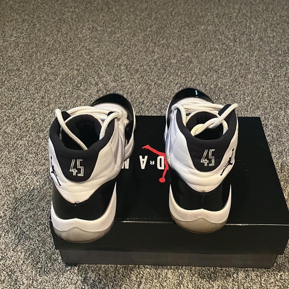 Jordan 11 “Concord” - Picture 3 of 9